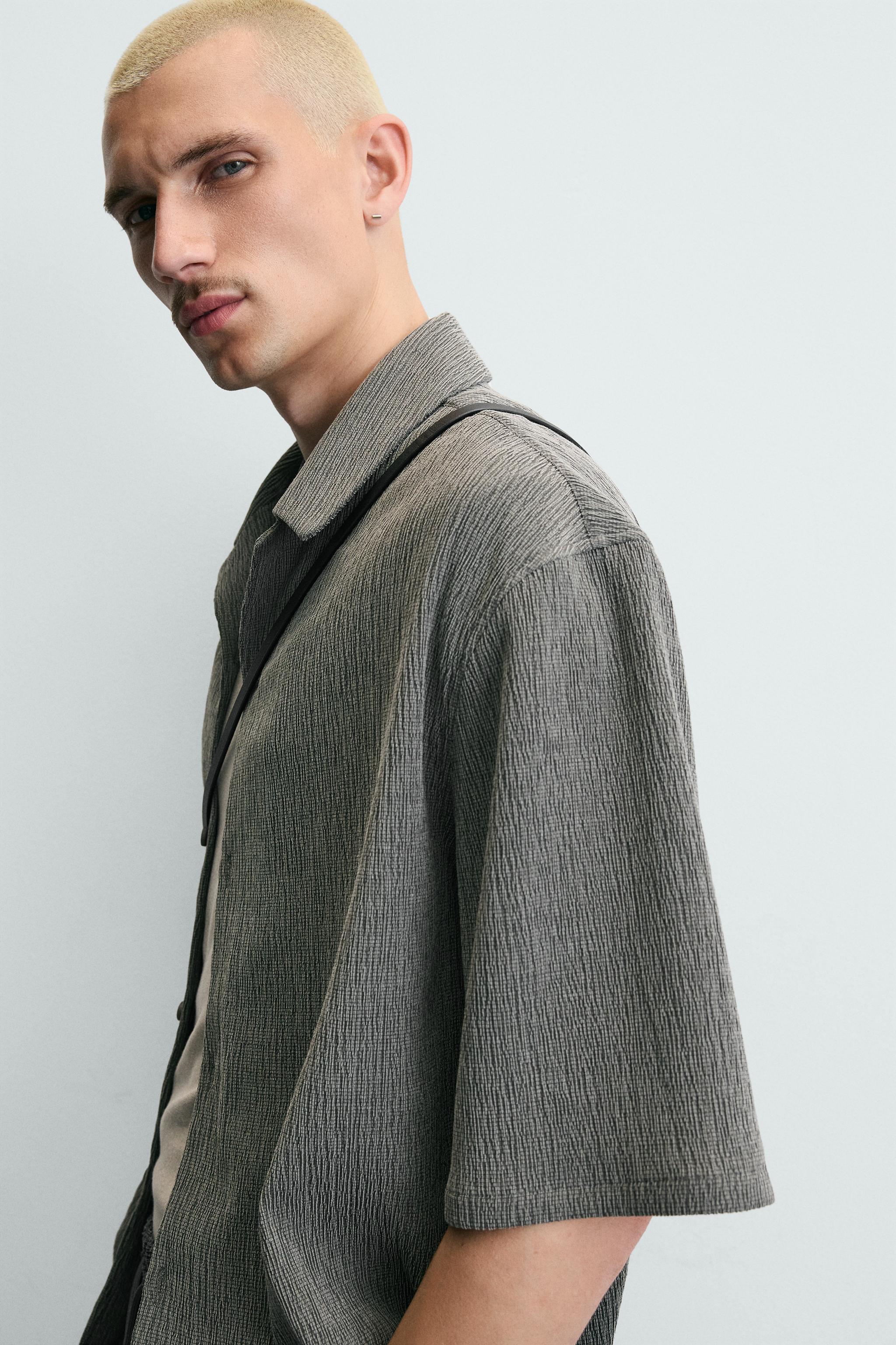 TEXTURED RELAXED FIT SHIRT